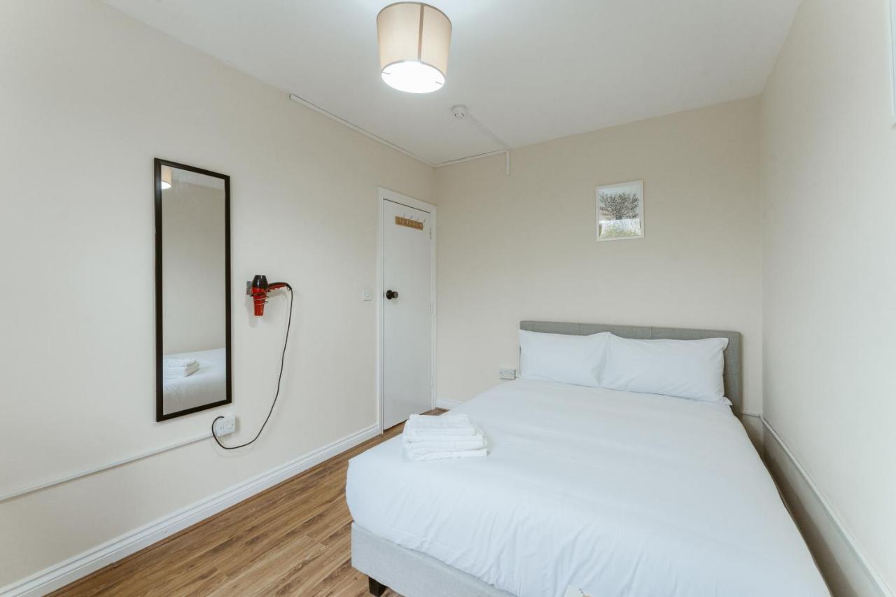 Mile End Rooms 57A Londres Exterior foto