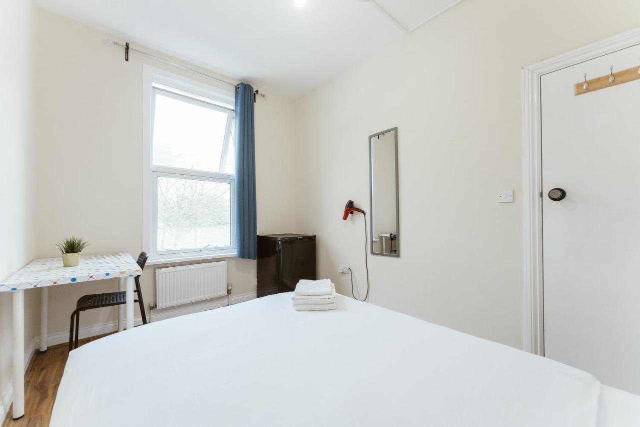 Mile End Rooms 57A Londres Exterior foto